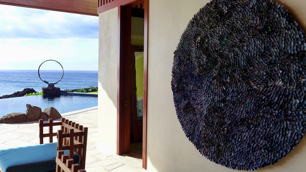 Blott Kerr-Wilson, 'Hawaii', 200cm diameter, mussel shells, location view